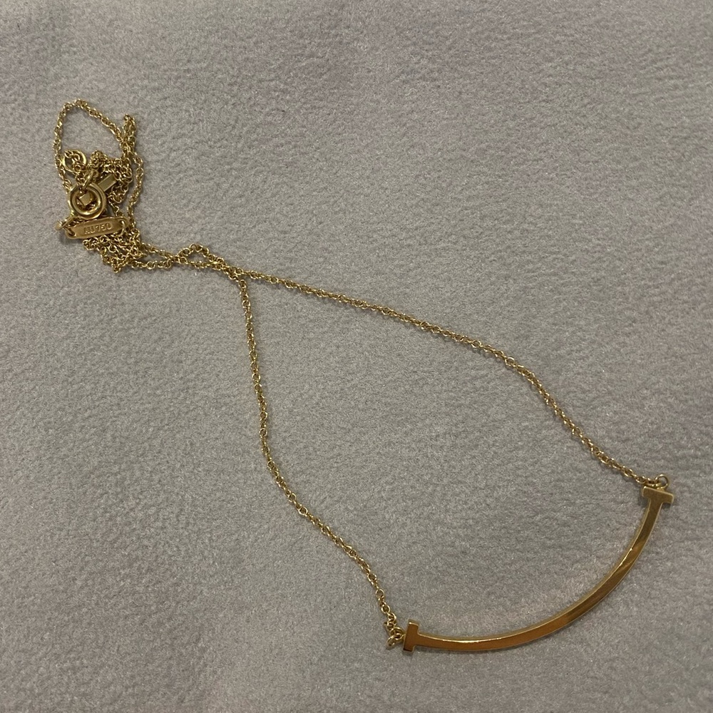 Tiffany & Co. Smile Pendant